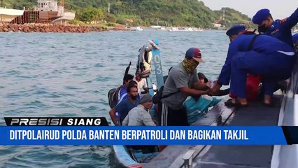 Dirpolairud Polda Banten Berbagi Takjil di Laut Pasca Patroli