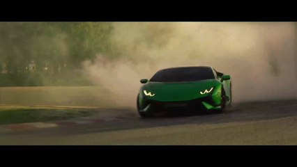 Automobili Lamborghini presents the Huracán Tecnica