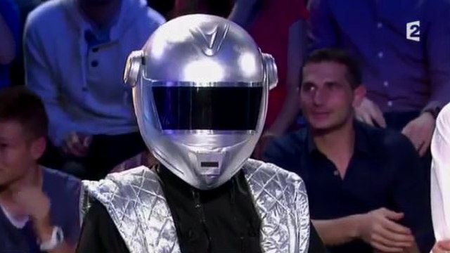Jonathan Lambert parodie Daft Punk dans On n'est pas couché