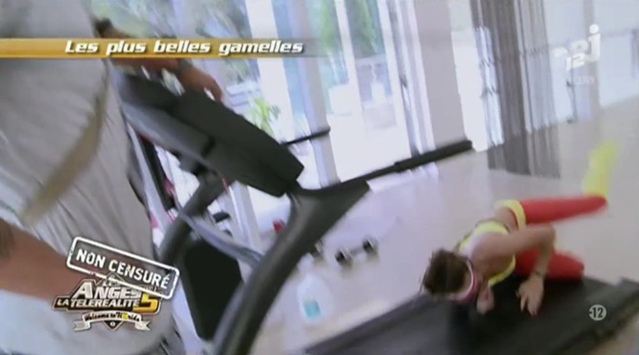 Les plus belles chutes dans Les Anges 5