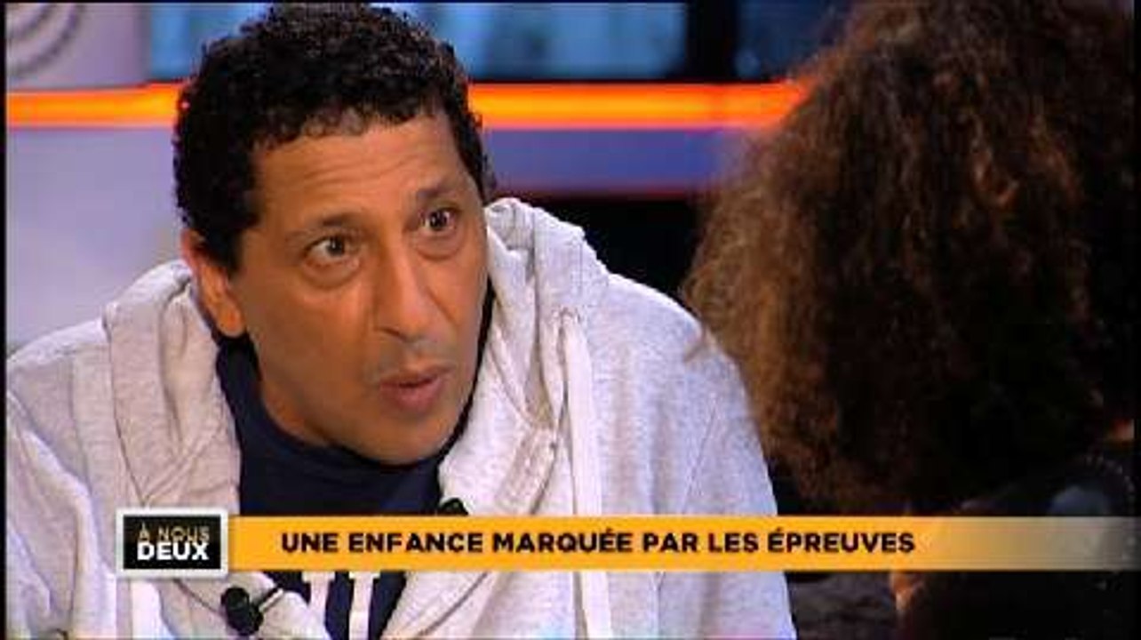 Smaïn revient sur son enfance difficile