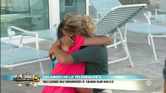 Aurélie et Capucine font la paix dans Les Anges de la télé-réalité