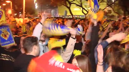 Download Video: Locura en Villarreal con la clasificación para semifinales de Champions