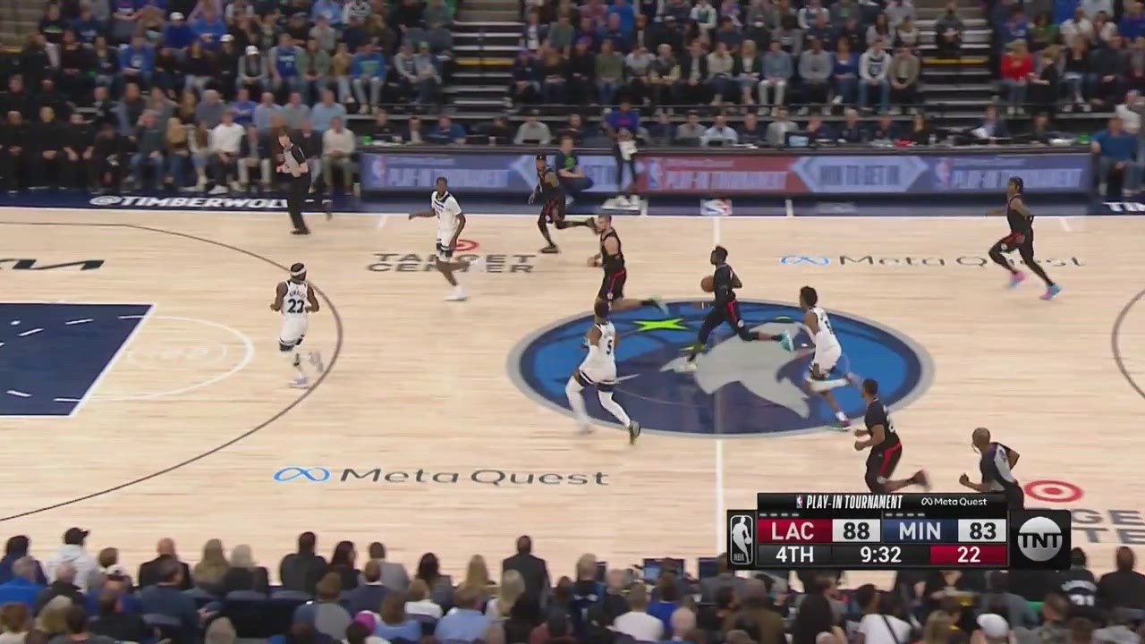 Mann with a big block before an even bigger dunk