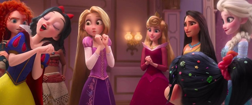 Ralph 2.0 : rencontre entre Vanellope et toutes les princesses Disney dans la nouvelle bande-annonce