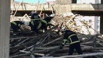 Cami inşaatı çöktü, işçiler enkaz altında kaldı: 1'i ağır 6 yaralı