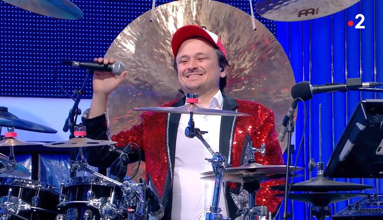 N'oubliez pas les paroles : Damien, le batteur, fait ses adieux à l'émission