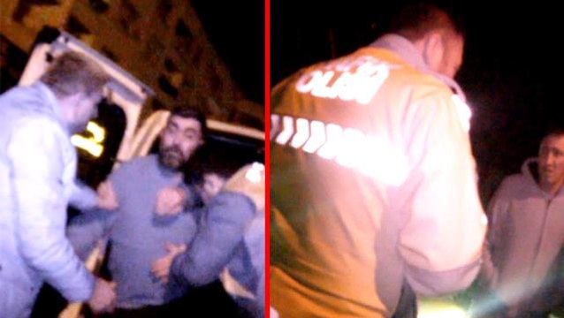 Arkadaşını alkol kontrolünden kurtarmak için polise bıçak çeken şahıs biber gazıyla etkisiz hale getirildi