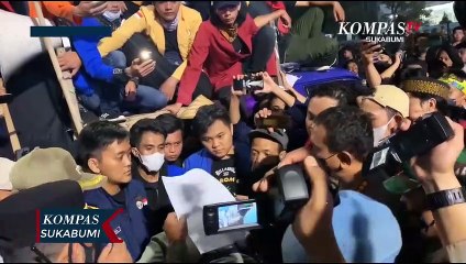 Ratusan Mahasiswa Unjuk Rasa Tolak Kenaikan BBM-PPN