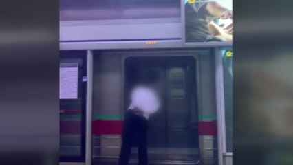 서울지하철 1호선 열차에서 연기...10분간 운행 지연 / YTN