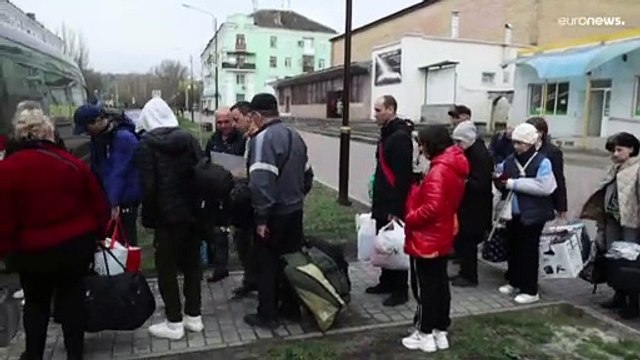 Украинцы спешат покинуть восток страны