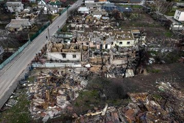 Makariv'den çekilen Rus ordusu geriye enkaz bıraktıMakariv'deki yıkım havadan görüntülendi