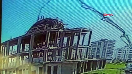 İnşaatta can pazarı! Caminin kubbesi işçilerle birlikte çöktü, o anlar kamerada