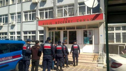 JASAT ekipleri hırsızlık şüphelisi 5 kişiyi yakaladı