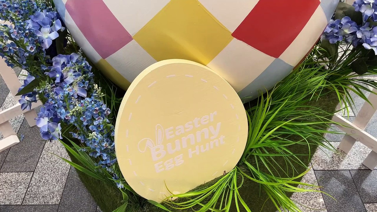 EASTER BUNNY EGG HUNT Leeds City Centre video Dailymotion