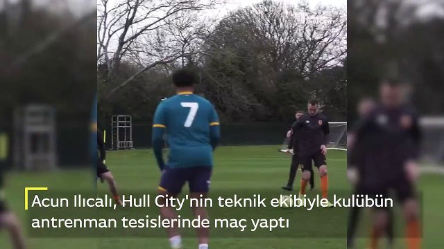 Acun Ilıcalı, Hull City teknik ekibiyle kozlarını sahada paylaştı!