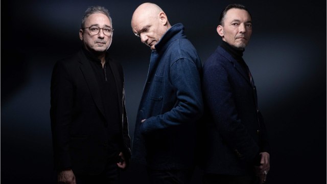 VOICI : Louise Attaque a 25 ans : l'origine du nom de leur groupe révélée