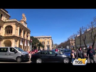 Télécharger la video: Mattarella a Messina per gli anniversari della fondazione della Gazzetta del Sud, del Giornale di Sicilia e della fondazione Bonino Pulejo