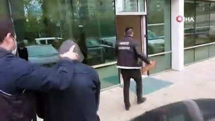 Motosiklet üzerinde uyuşturucuyla yakalanan 2 kişi tutuklandı