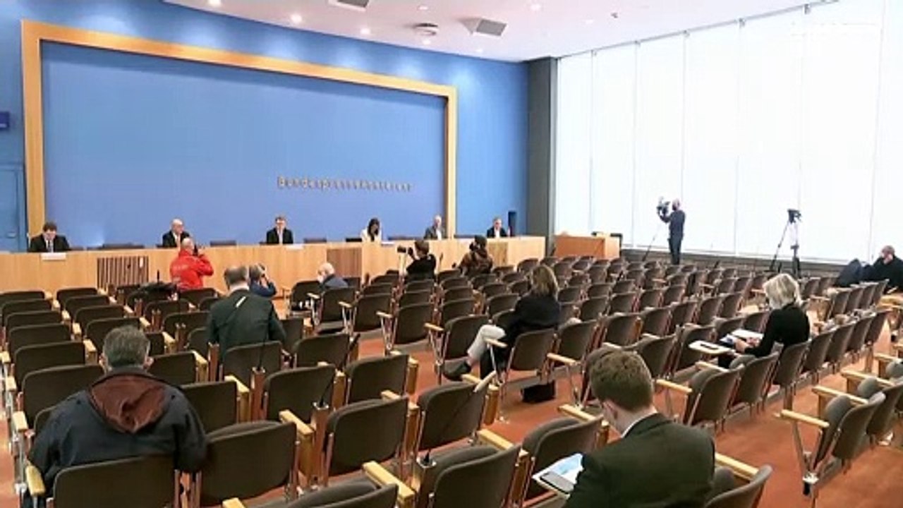 Frühjahrsgutachten: „scharfe rezession" in deutschland bei embargo für russisches Öl und gas