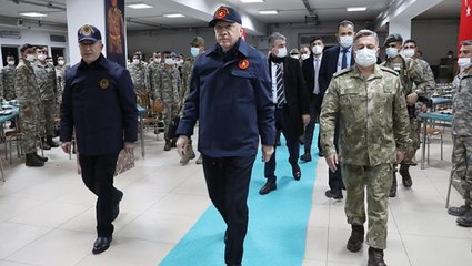 Cumhurbaşkanı Erdoğan'ın Mehmetçik'e iftar sürpriziyle ilgili dikkat çeken detay! Askerler şaşkınlığa uğramış