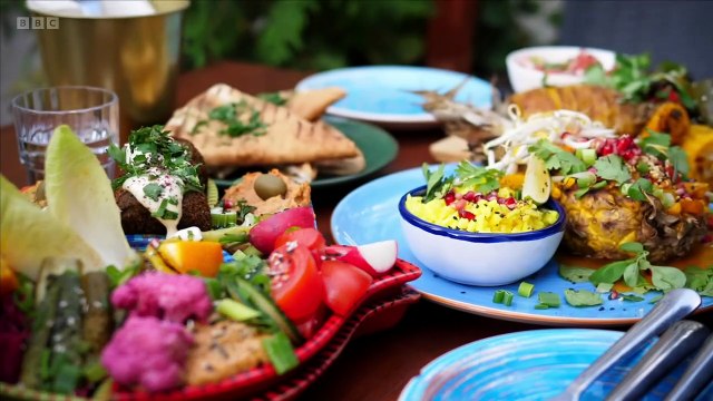 Mary Berry’s Fantastic Feasts episode 1