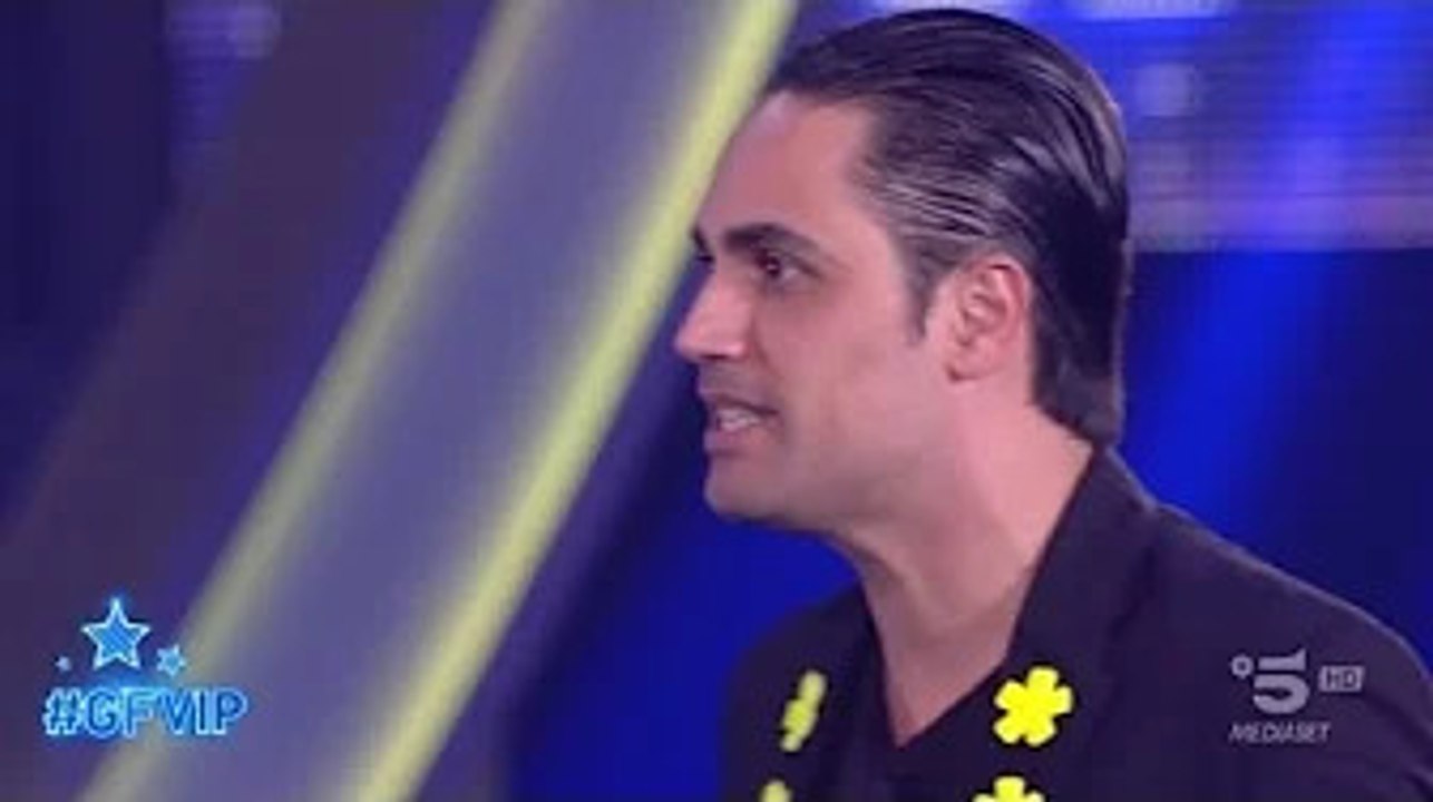 Biagio D'Anelli interviene a difesa di Miriana Trevisan e attacca Katia Ricciarelli: "Non può permet