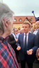 Un citoyen français traite macron de menteur