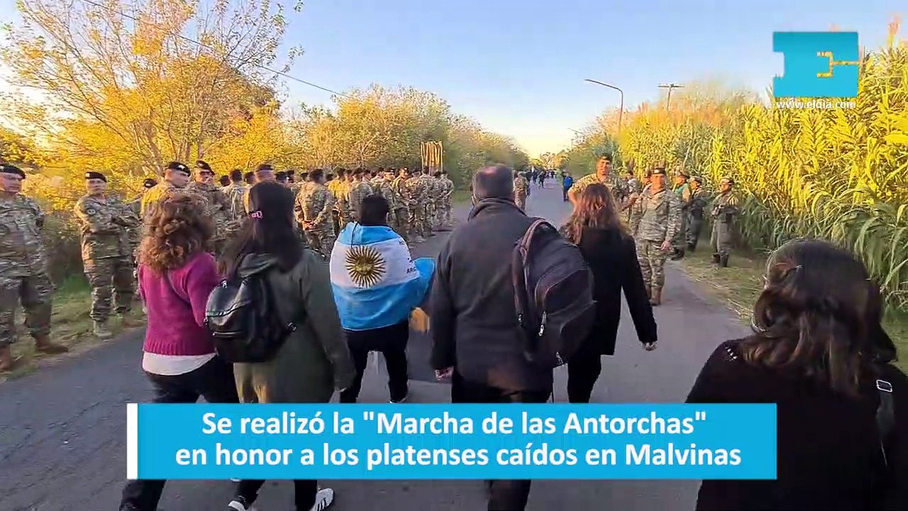 Se realizó la "Marcha de las Antorchas" en honor a los platenses caídos en Malvinas