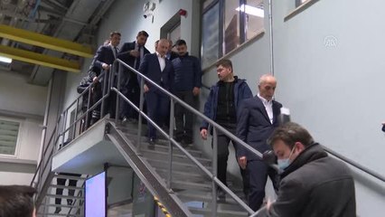 Bakan Karaismailoğlu, TCDD Taşımacılık Bakımevi işçileri ile sahurda bir araya geldi