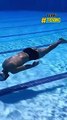 Mất một chân vì tai nạn, chàng trai lập 2 kỷ lục Guinness với bộ môn bơi lội