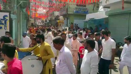 महावीर जन्मकल्याणक पर धूमधाम से निकली शोभायात्रा