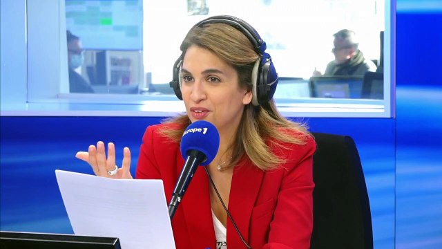 «La bande de nazis qui est partie chez Zemmour était au Rassemblement national», raille Claude Malhuret