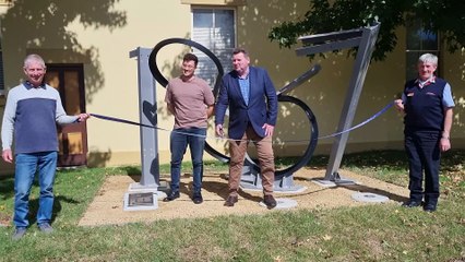 '1867' heritage sculpture unveiled at Mittagong Railway Station.