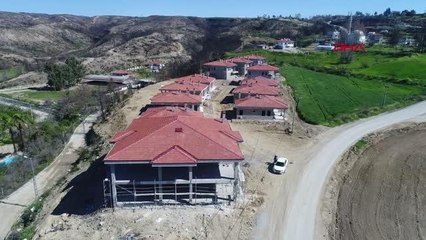 KONTEYNERLERDE YAŞAYAN YANGIN MAĞDURLARINA ÇİFTE BAYRAM
