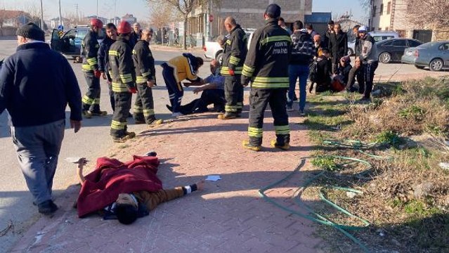 KAMYONET, İŞÇİ SERVİS MİNİBÜSÜYLE ÇARPIŞTI 7 YARALI