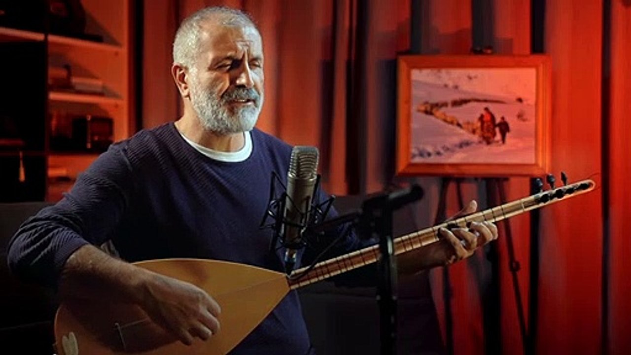 Nida Ateş _ Ben Derdimi Söyleyemem (Dilim Yaralı)