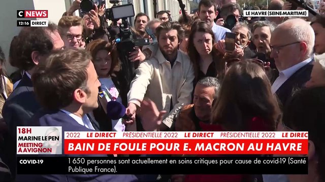 Emmanuel Macron interpellé par un professeur lors de son déplacement au Havre: Vous n'avez pas fait campagne au 1er tour et vous venez parce que Marine Le Pen est au second tour - VIDEO