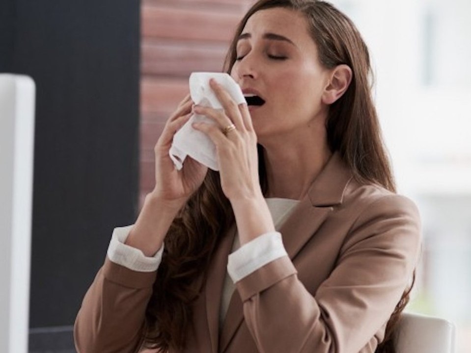 Heuschnupfen: Das sollten Allergiker am Arbeitsplatz beachten