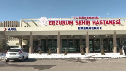 Farklı rahatsızlıktan gittiği hastanede karnında tümör tespit edildi