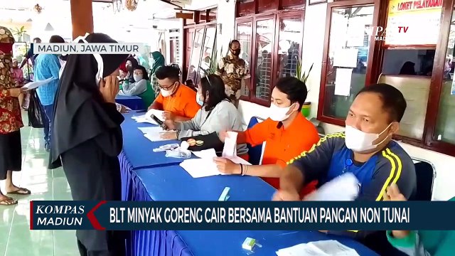 BLT Minyak Goreng Cair Bersama Bantuan Pangan Non Tunai