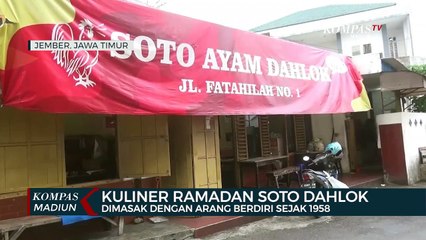 Kuliner Ramadan Soto Dahlok, Dimasak Dengan Arang Berdiri Sejak 1958