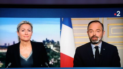 GALA VIDEO - Edouard Philippe ulcéré par Anne-Sophie Lapix : ce jour où il a voulu lui mettre “sa main dans la figure”