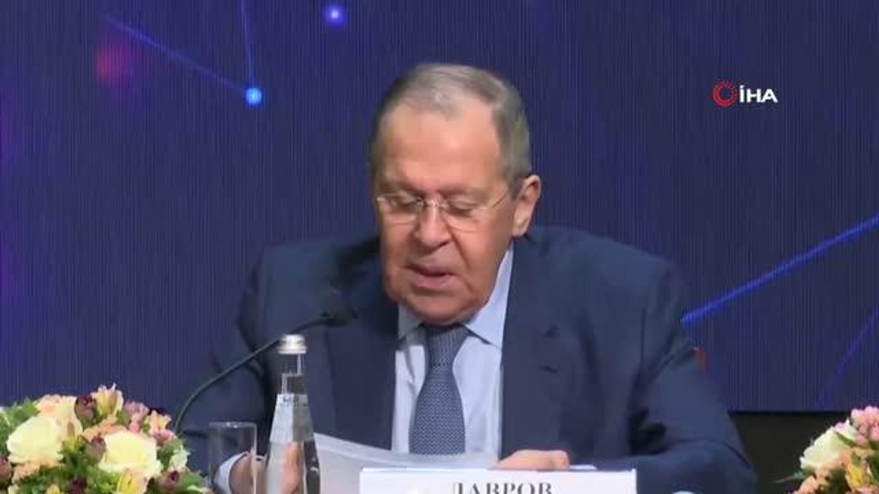 Rusya Dışişleri Bakanı Lavrov: "Batılı ülkeler, Ukrayna krizini bahane ederek Rusya'ya karşı hibrit savaş ilan etti"