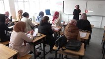 Yozgat'ta yaşayan yabancı uyruklu vatandaşlar Türkçe öğreniyorlar