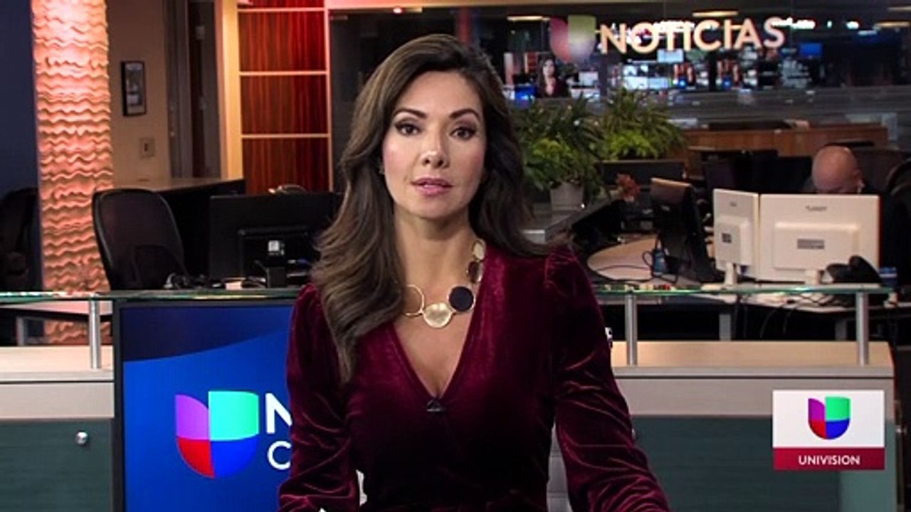 Sujeto apuñala a un agente de policía