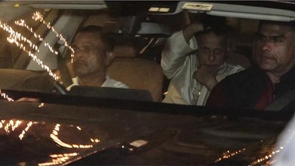 Alia की Vidaai के बाद Mahesh Bhatt दुखी होकर लौटे घर Watch Video | Boldsky