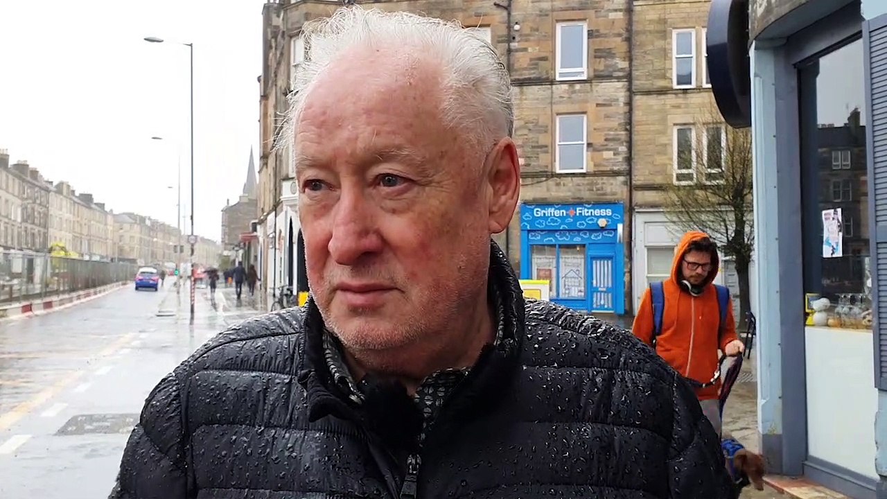 Should we be wearing face masks for indoor events - vox pop