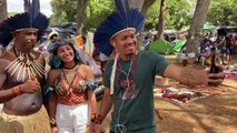 Les jeunes influenceurs autochtones du Brésil défendent leurs terres sur les réseaux