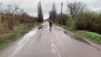 Donbas'ta konuşlanan Ukrayna askerleri